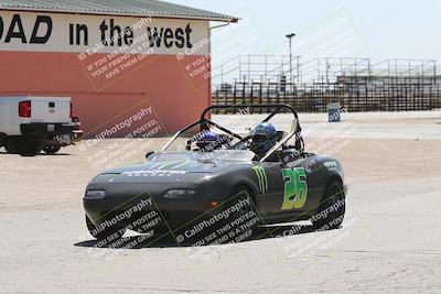 media/May-18-2022-Open Track Racing (Wed) [[f96b7d3cf4]]/Around the Pits/